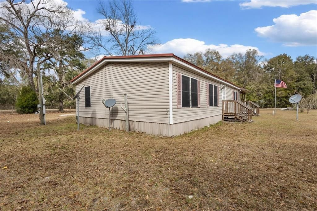 Recently Sold: $239,900 (2 beds, 2 baths, 1188 Square Feet)
