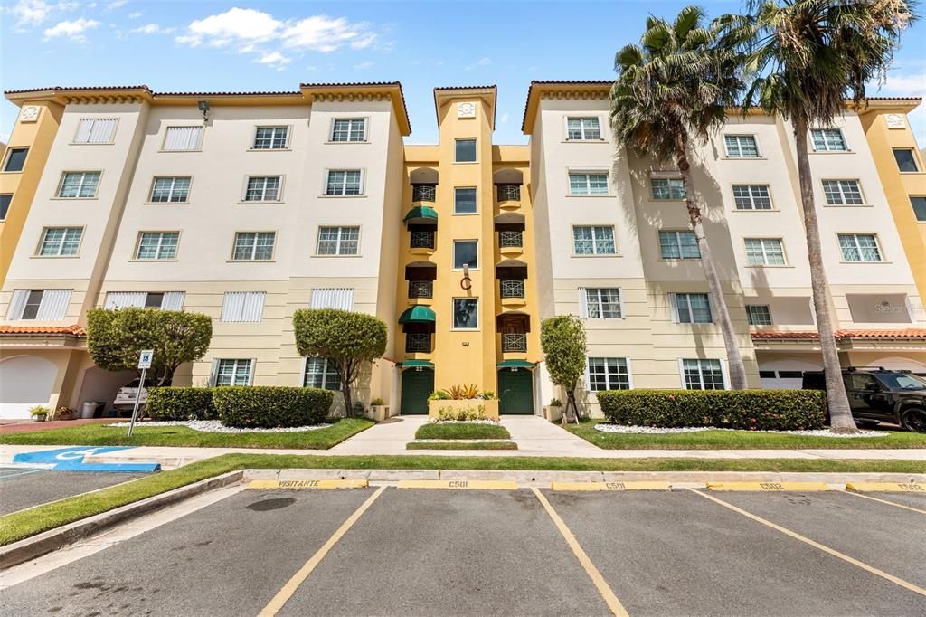 Active With Contract: $369,000 (3 beds, 2 baths, 1896 Square Feet)