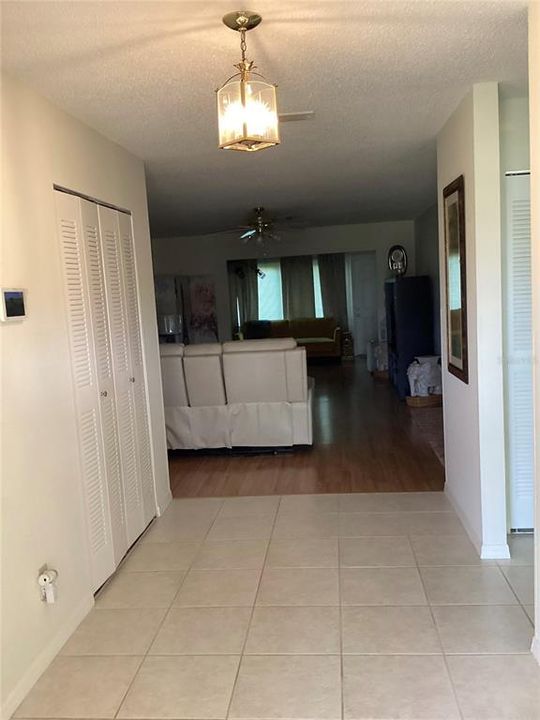 For Sale: $150,000 (2 beds, 2 baths, 1529 Square Feet)