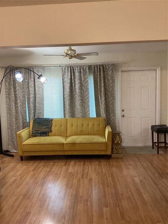 For Sale: $150,000 (2 beds, 2 baths, 1529 Square Feet)