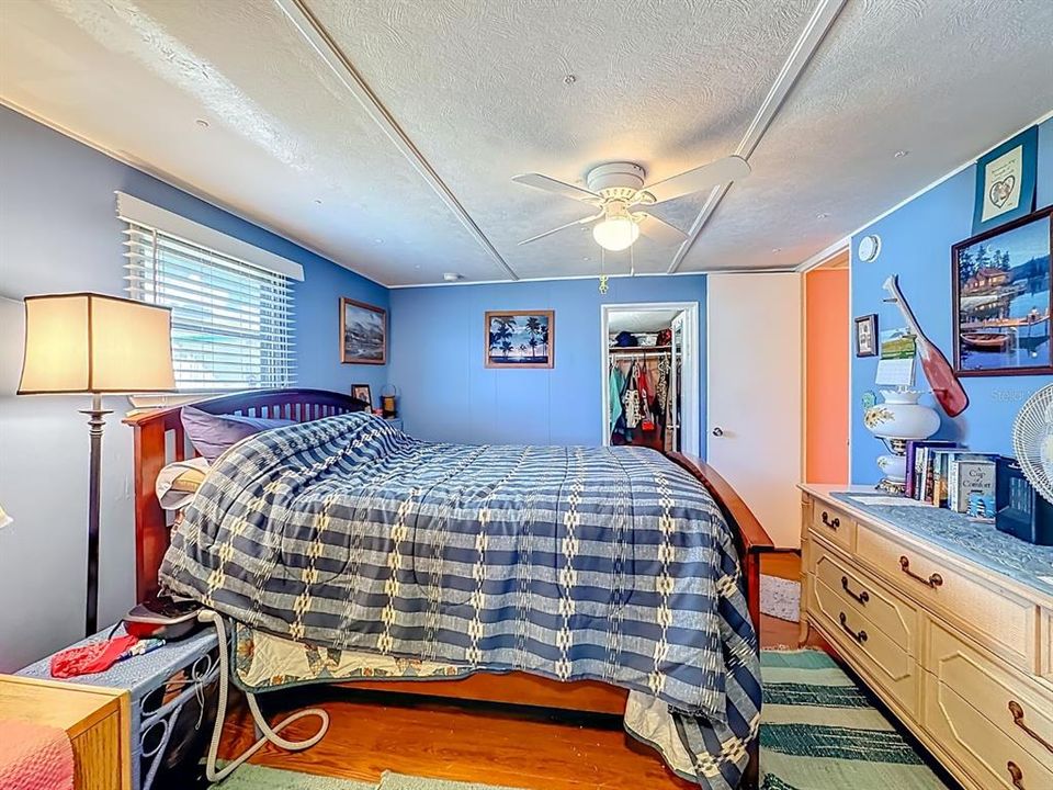 На продажу: $116,000 (2 спален, 2 ванн, 924 Квадратных фут)