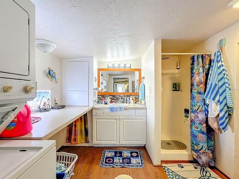 На продажу: $116,000 (2 спален, 2 ванн, 924 Квадратных фут)