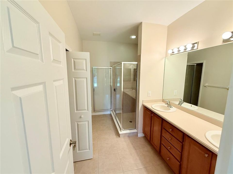 En Venta: $244,900 (2 camas, 2 baños, 1285 Pies cuadrados)