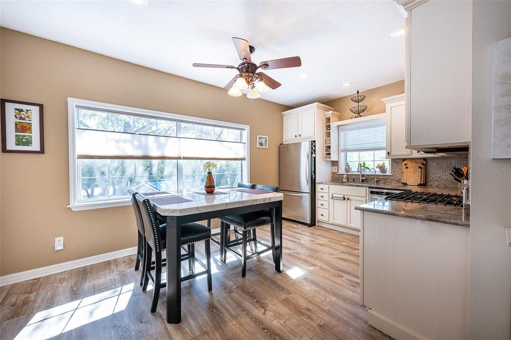 For Sale: $449,900 (3 beds, 2 baths, 1600 Square Feet)