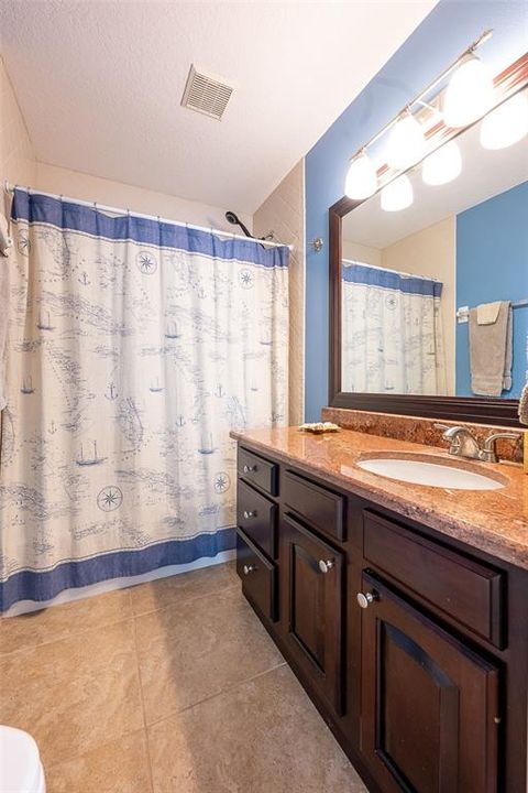 For Sale: $449,900 (3 beds, 2 baths, 1600 Square Feet)