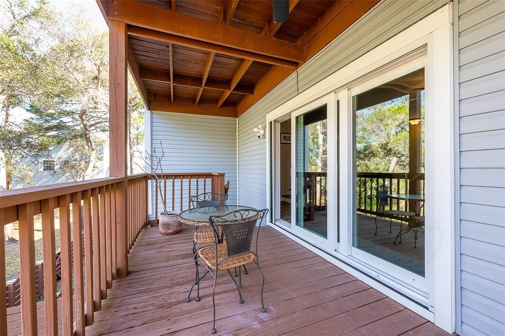 For Sale: $449,900 (3 beds, 2 baths, 1600 Square Feet)