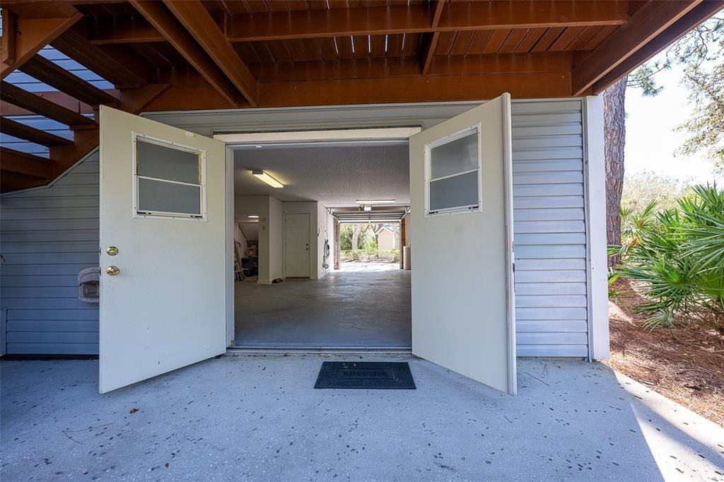 For Sale: $449,900 (3 beds, 2 baths, 1600 Square Feet)