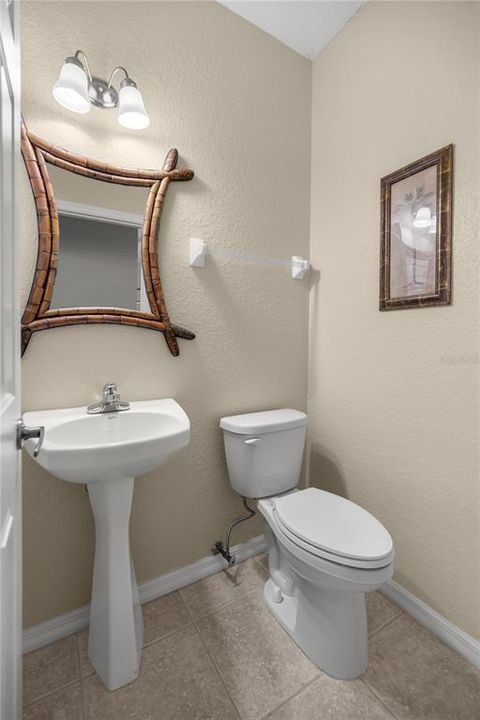 For Sale: $185,900 (3 beds, 2 baths, 1401 Square Feet)