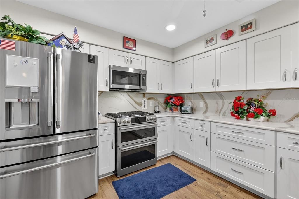 For Sale: $328,000 (3 beds, 2 baths, 1610 Square Feet)