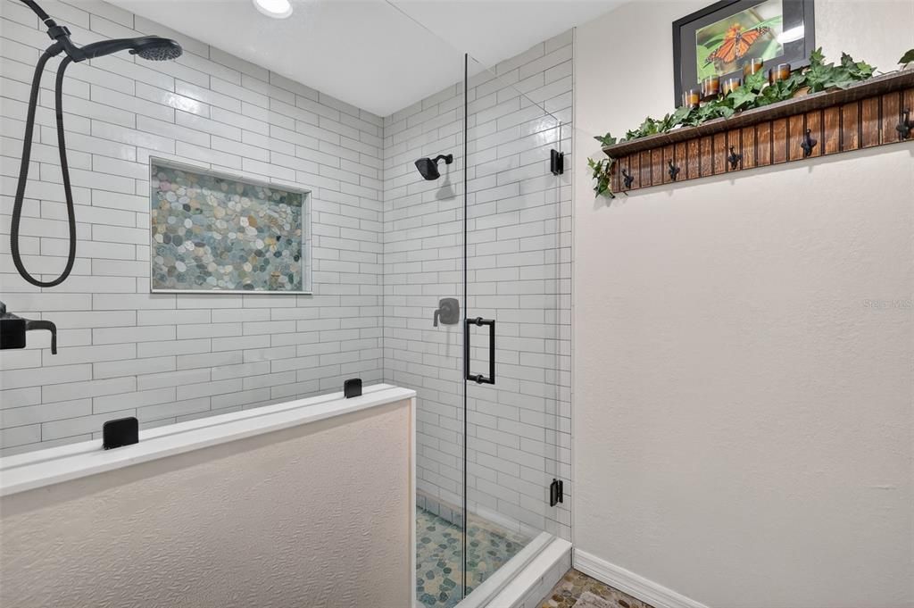 For Sale: $328,000 (3 beds, 2 baths, 1610 Square Feet)
