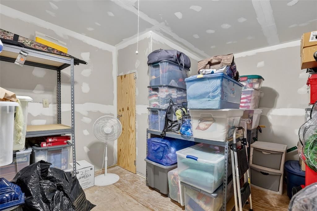 For Sale: $328,000 (3 beds, 2 baths, 1610 Square Feet)