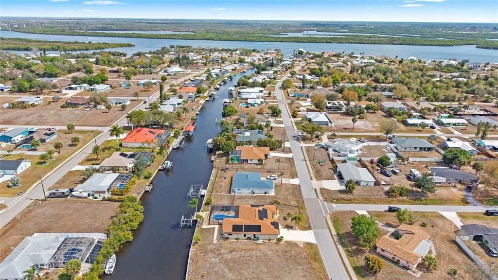 En Venta: $499,000 (3 camas, 2 baños, 2033 Pies cuadrados)