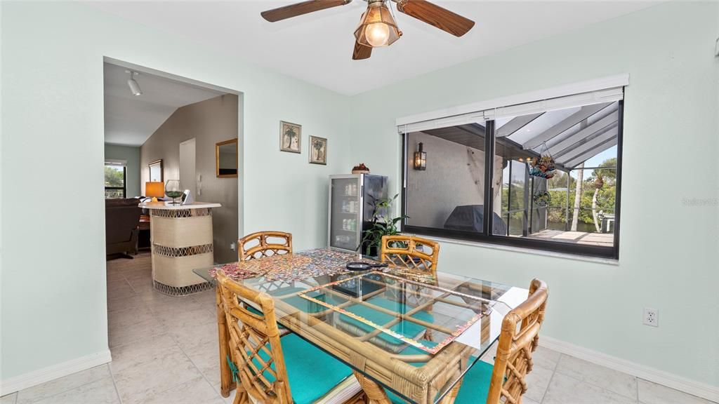 En Venta: $499,000 (3 camas, 2 baños, 2033 Pies cuadrados)