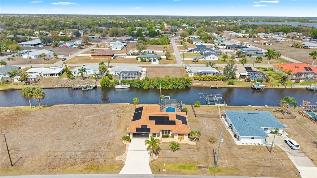 En Venta: $499,000 (3 camas, 2 baños, 2033 Pies cuadrados)