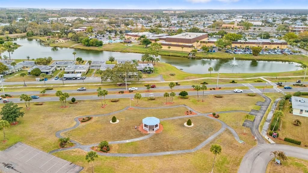 Activo con contrato: $145,000 (2 camas, 2 baños, 1203 Pies cuadrados)