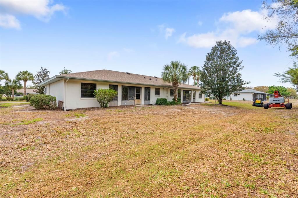 Activo con contrato: $145,000 (2 camas, 2 baños, 1203 Pies cuadrados)
