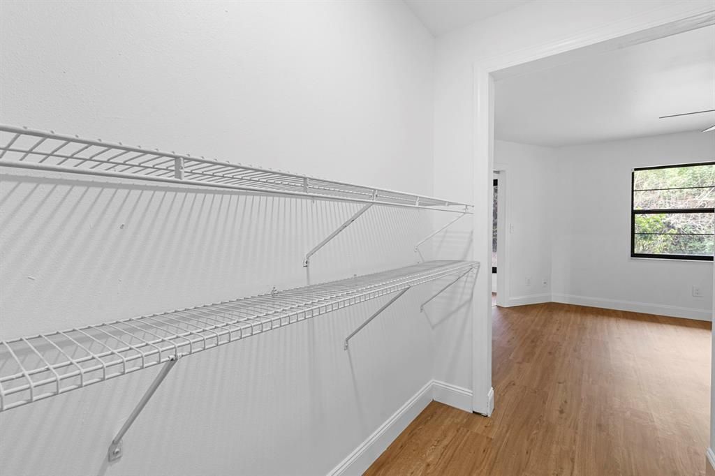 Activo con contrato: $145,000 (2 camas, 2 baños, 1203 Pies cuadrados)