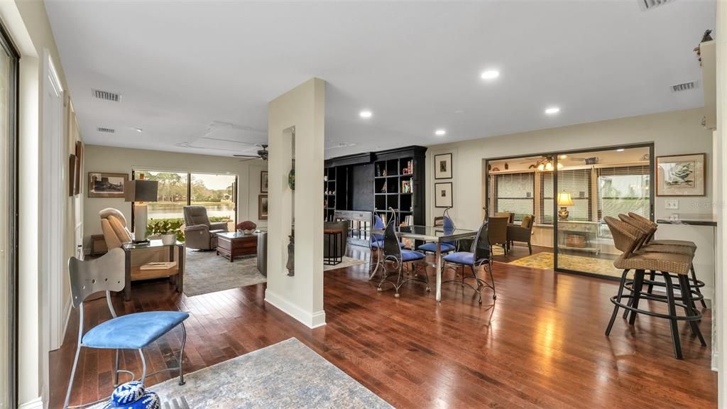 На продажу: $439,999 (3 спален, 2 ванн, 2474 Квадратных фут)