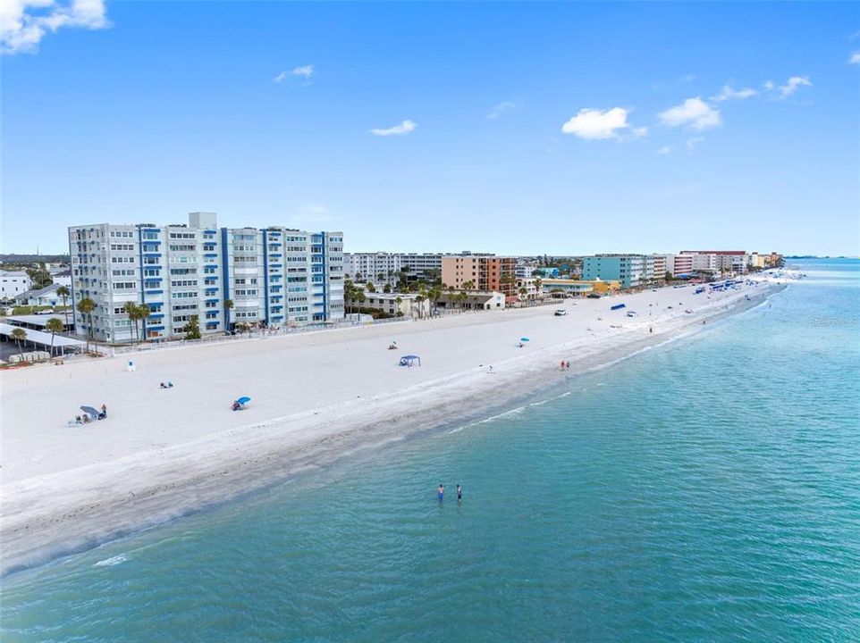 For Sale: $529,000 (2 beds, 2 baths, 1070 Square Feet)