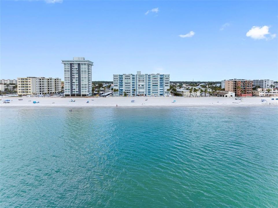 For Sale: $529,000 (2 beds, 2 baths, 1070 Square Feet)
