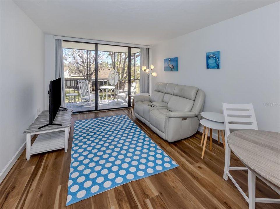 En Venta: $99,000 (1 camas, 1 baños, 633 Pies cuadrados)