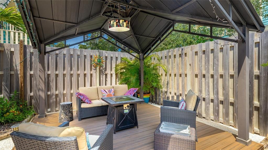 Active With Contract: $759,000 (3 beds, 2 baths, 1708 Square Feet)