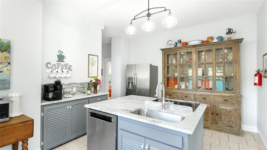 Active With Contract: $759,000 (3 beds, 2 baths, 1708 Square Feet)