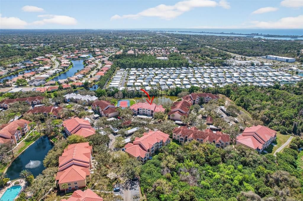 Active With Contract: $148,000 (1 beds, 1 baths, 661 Square Feet)