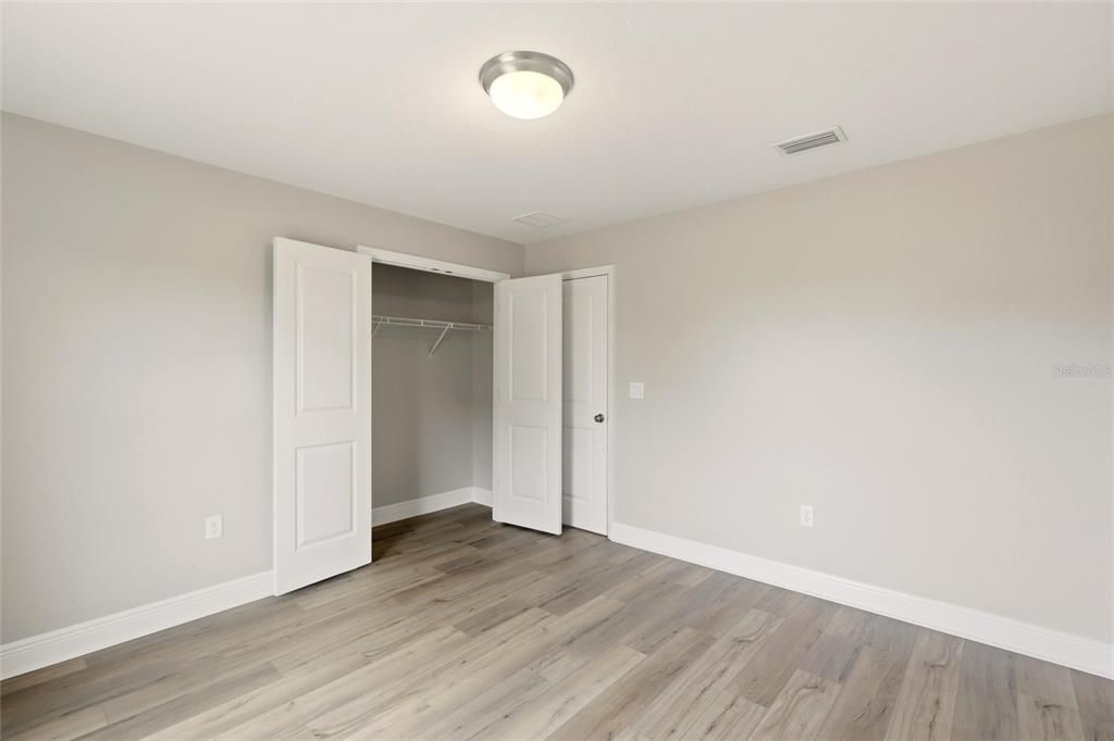 Active With Contract: $309,000 (4 beds, 2 baths, 1860 Square Feet)