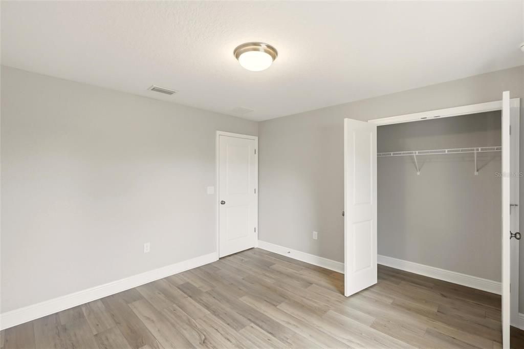 Active With Contract: $309,000 (4 beds, 2 baths, 1860 Square Feet)