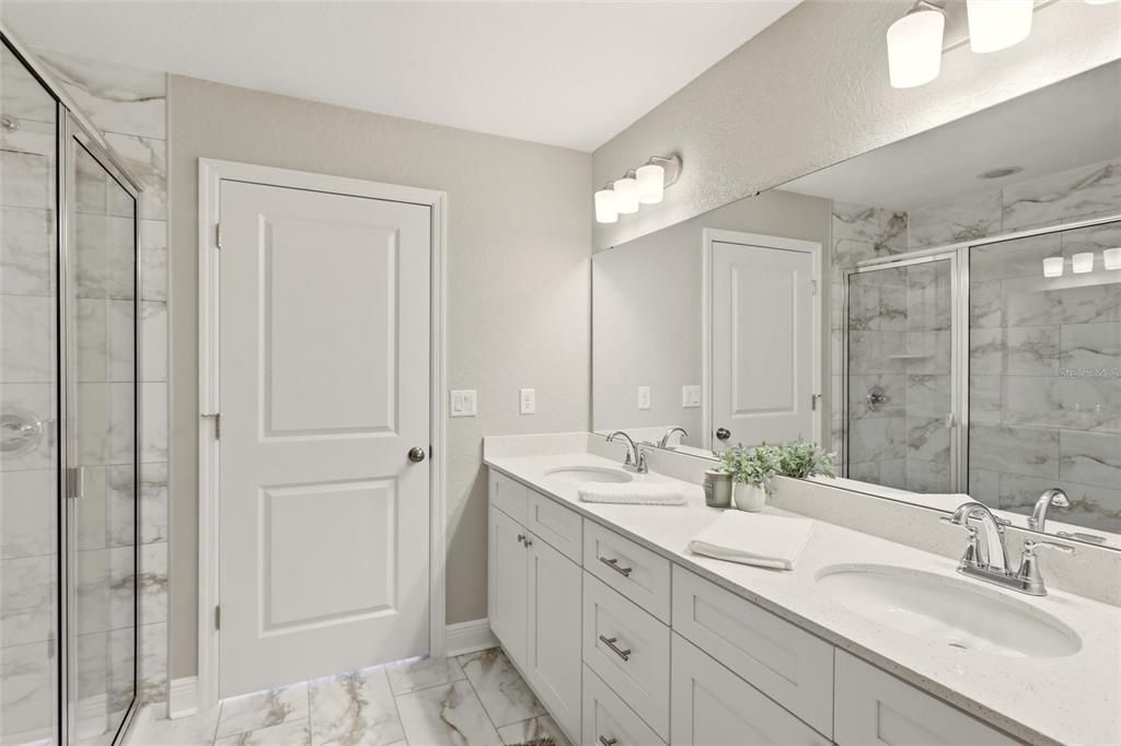 Active With Contract: $309,000 (4 beds, 2 baths, 1860 Square Feet)