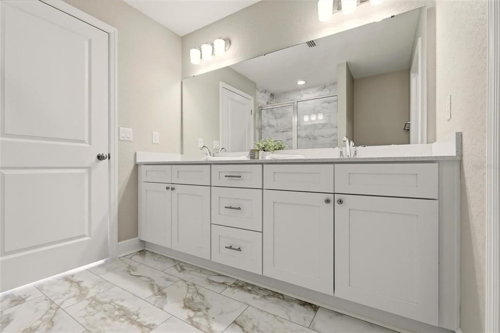 Active With Contract: $309,000 (4 beds, 2 baths, 1860 Square Feet)