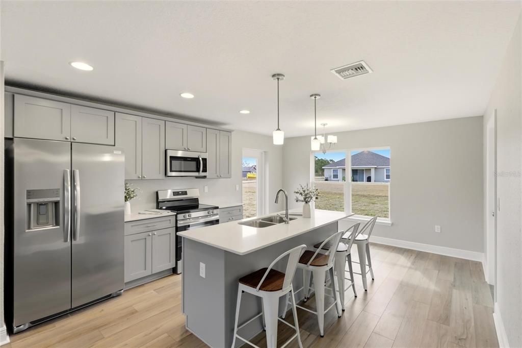 Active With Contract: $309,000 (4 beds, 2 baths, 1860 Square Feet)