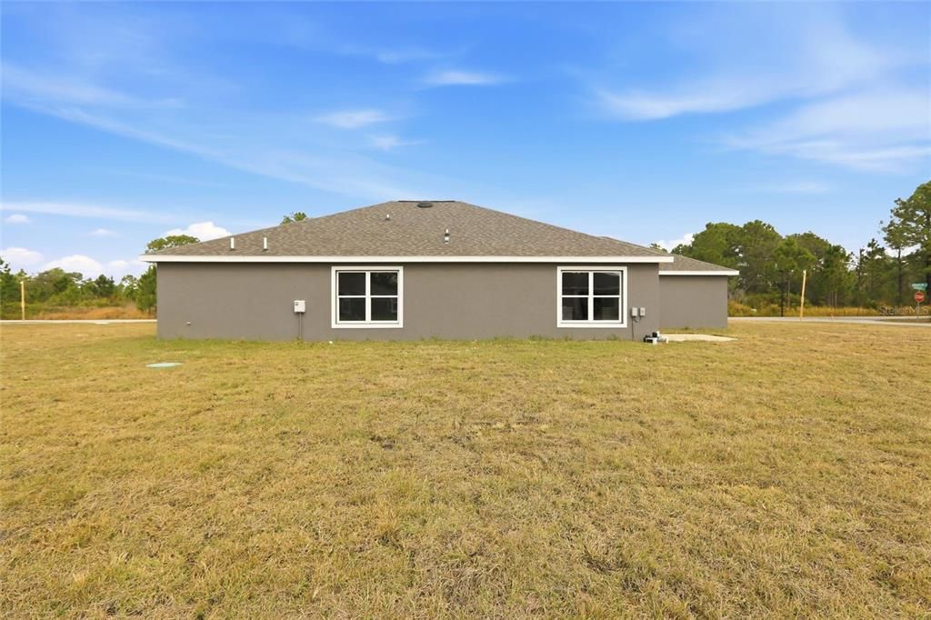 Active With Contract: $309,000 (4 beds, 2 baths, 1860 Square Feet)