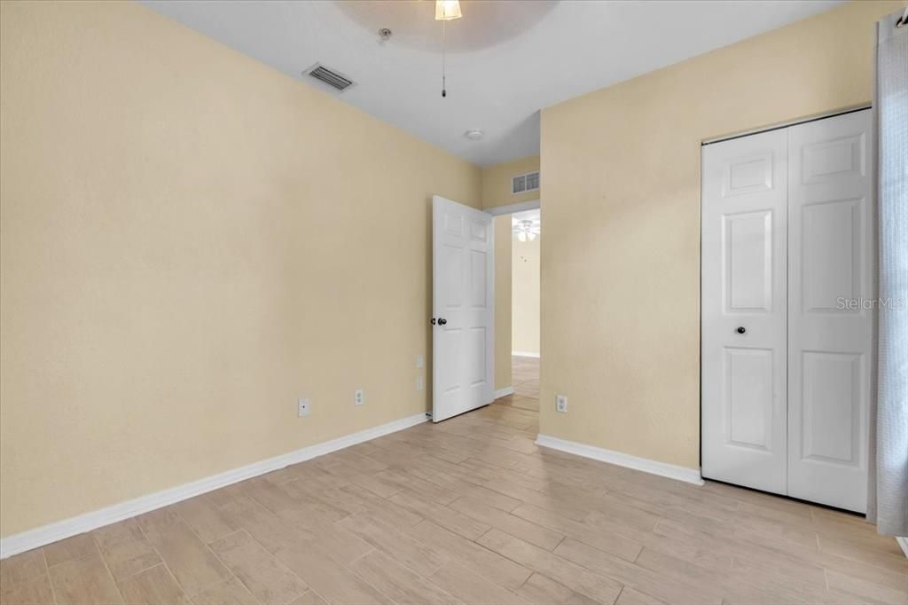 Activo con contrato: $142,500 (2 camas, 2 baños, 924 Pies cuadrados)