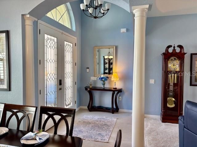 En Venta: $585,000 (3 camas, 2 baños, 2512 Pies cuadrados)