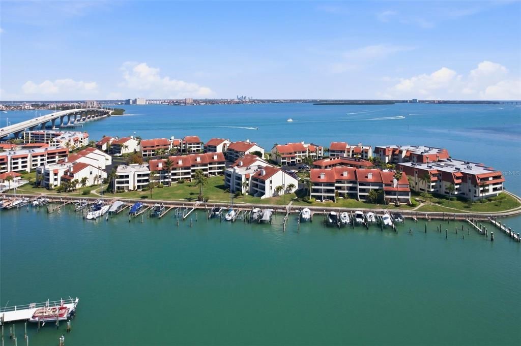 En Venta: $549,900 (2 camas, 2 baños, 1500 Pies cuadrados)
