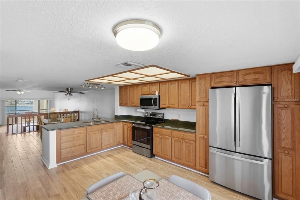 En Venta: $549,900 (2 camas, 2 baños, 1500 Pies cuadrados)