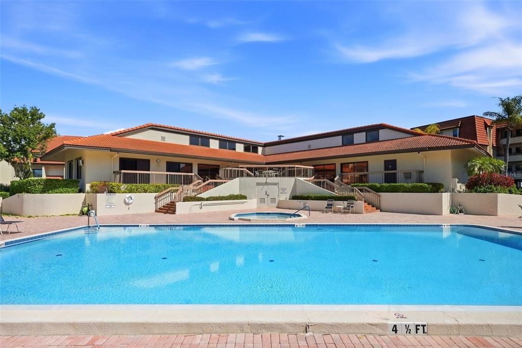En Venta: $549,900 (2 camas, 2 baños, 1500 Pies cuadrados)