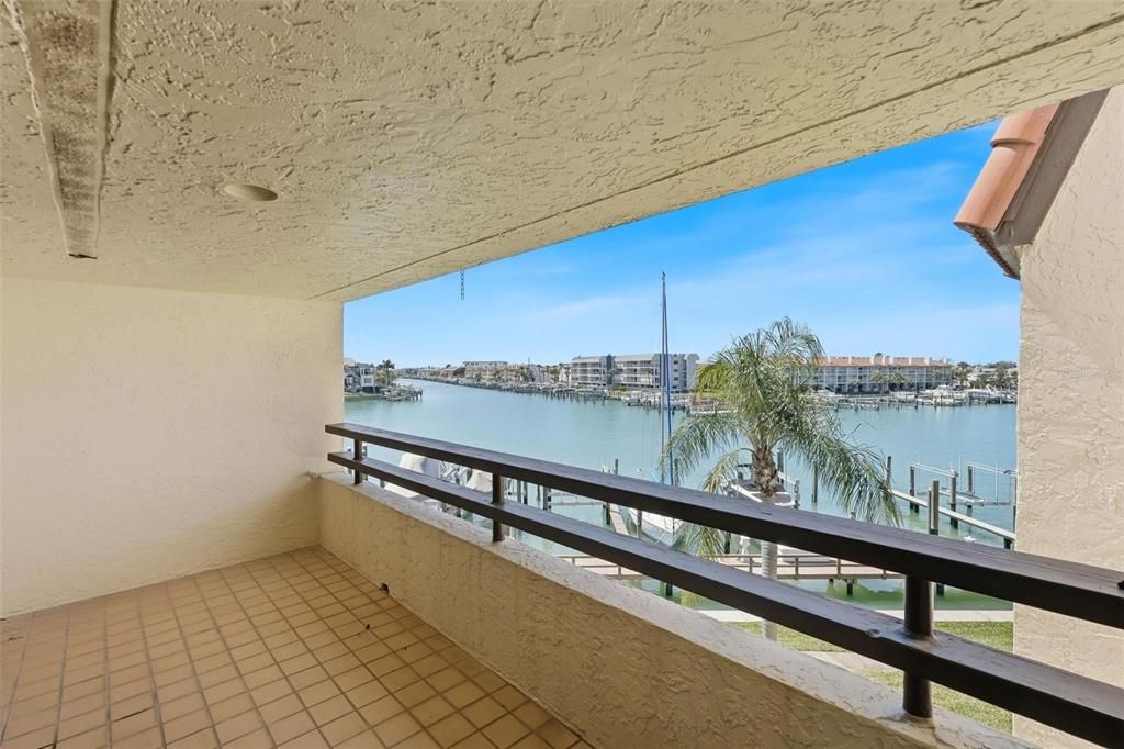 En Venta: $549,900 (2 camas, 2 baños, 1500 Pies cuadrados)