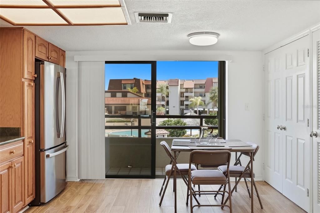 En Venta: $549,900 (2 camas, 2 baños, 1500 Pies cuadrados)