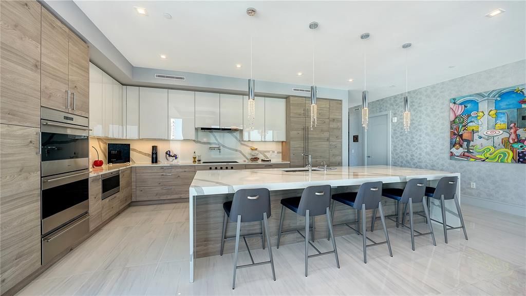 待售: $8,495,000 (3 贝兹, 3 浴室, 3647 平方英尺)