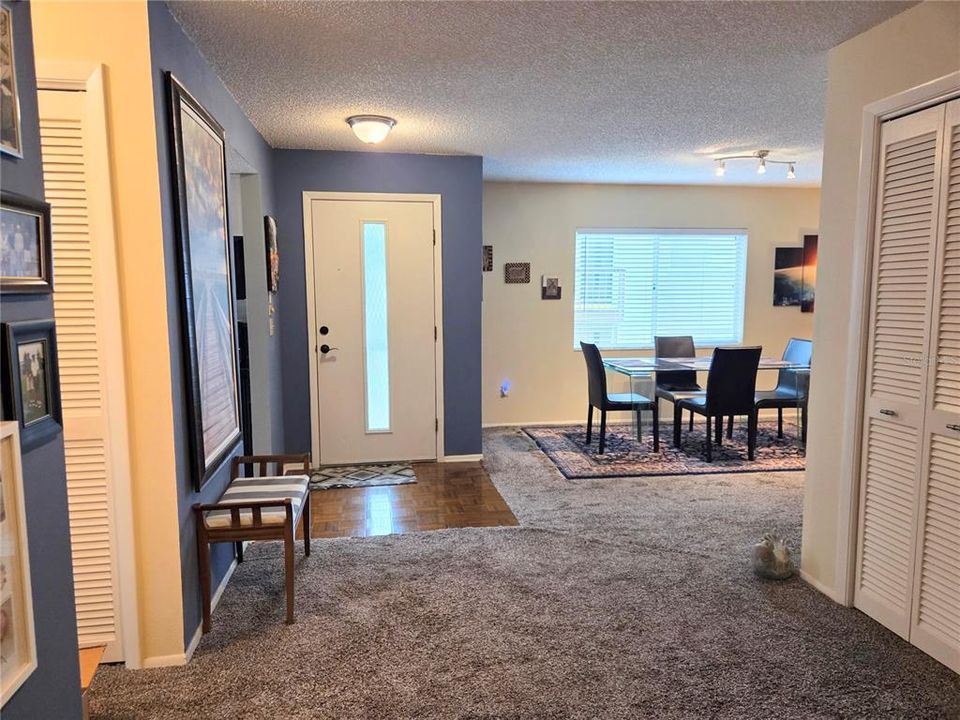 For Sale: $134,900 (2 beds, 2 baths, 1144 Square Feet)
