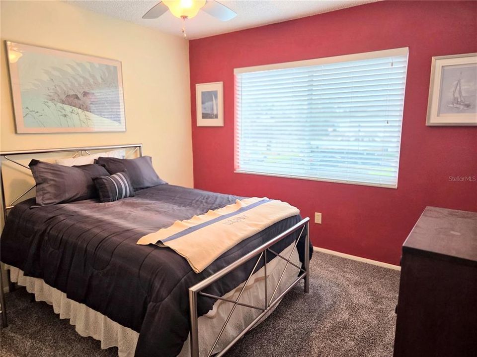 For Sale: $134,900 (2 beds, 2 baths, 1144 Square Feet)