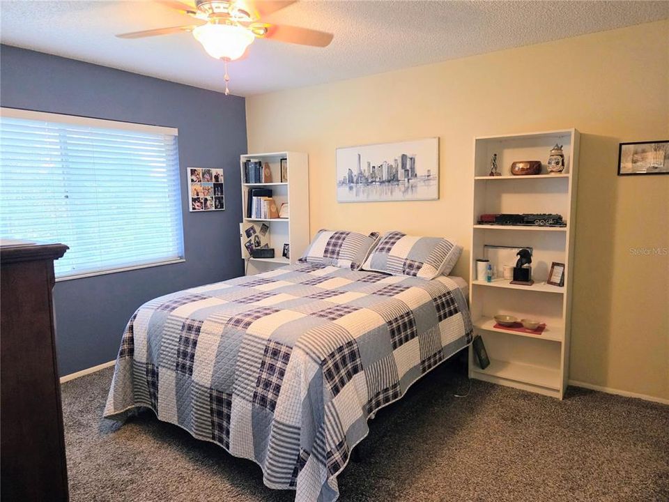 For Sale: $134,900 (2 beds, 2 baths, 1144 Square Feet)