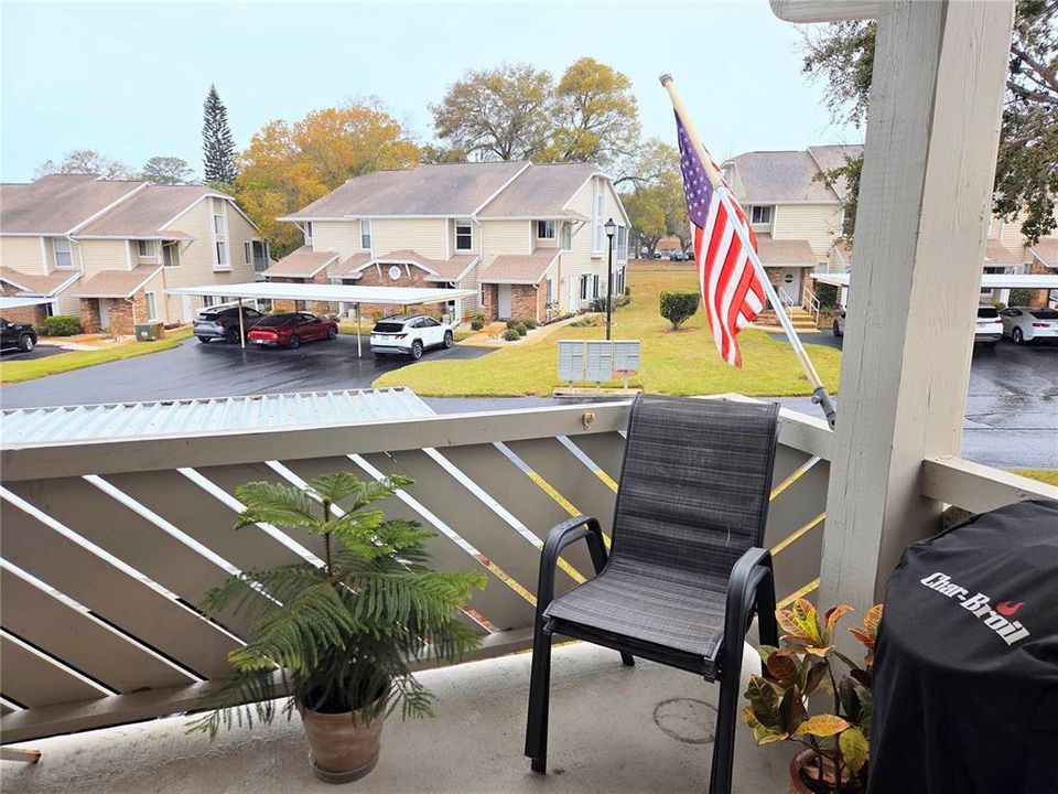 For Sale: $134,900 (2 beds, 2 baths, 1144 Square Feet)