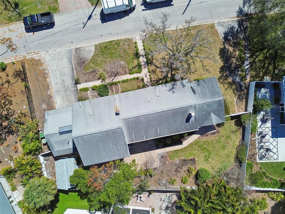 For Sale: $1,000,000 (5 beds, 4 baths, 3528 Square Feet)