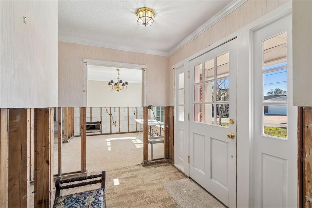 For Sale: $1,000,000 (5 beds, 4 baths, 3528 Square Feet)