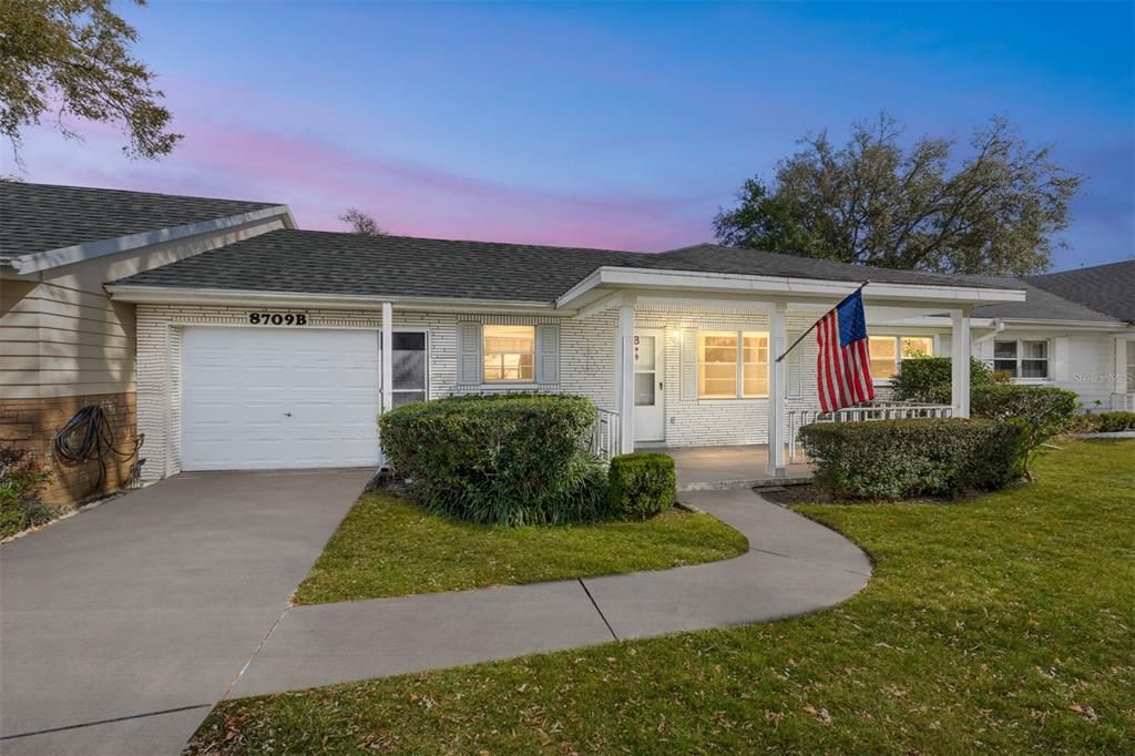 For Sale: $115,000 (2 beds, 2 baths, 1369 Square Feet)