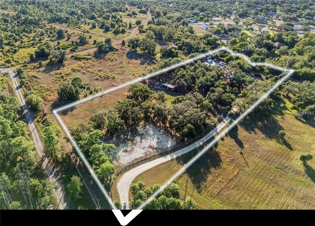 En Venta: $1,595,000 (5.23 acres)